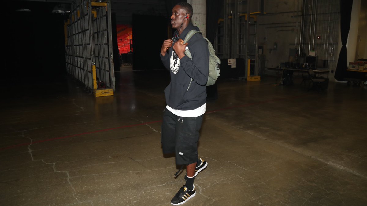 防守策略被 防守策略被